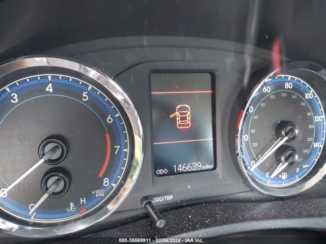 Toyota COROLLA LE 2017 5YFBURHE5HP608230 Image 14