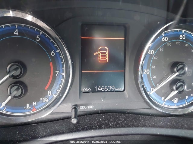 Toyota COROLLA LE 2017 5YFBURHE5HP608230 Image 7
