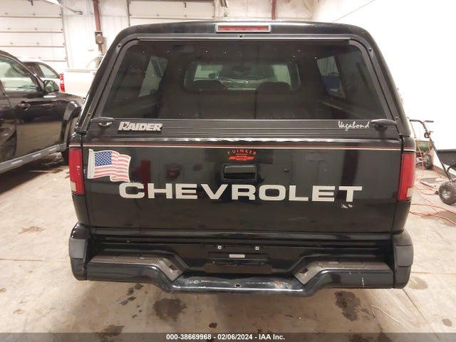 1997 CHEVROLET S-10 LS VIN: 1GCDT19X5V8163010
