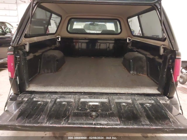 1997 CHEVROLET S-10 LS VIN: 1GCDT19X5V8163010