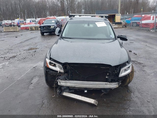 Audi Q5 2.0t Premium 2017 WA1L2AFP0HA026387 Image 13