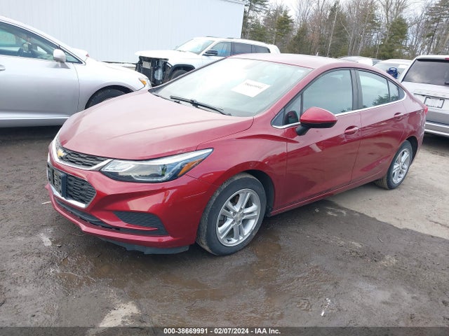 Chevrolet Cruze Lt Auto 2018 1G1BE5SM2J7153066 Image 2