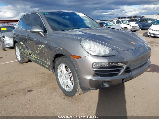 2011 PORSCHE CAYENNE WP1AA2A21BLA04393 Photo 0
