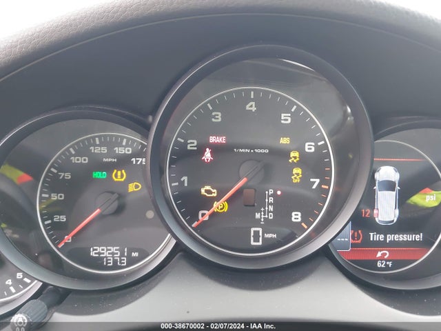 2011 PORSCHE CAYENNE WP1AA2A21BLA04393 Photo 6