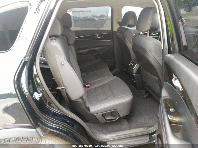 KIA Sorento 3.3l Lx 2016 5XYPG4A59GG012485 Image 8