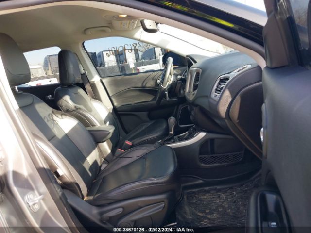 3C4NJDCB2KT769645 Jeep Compass High Altitude 4x4