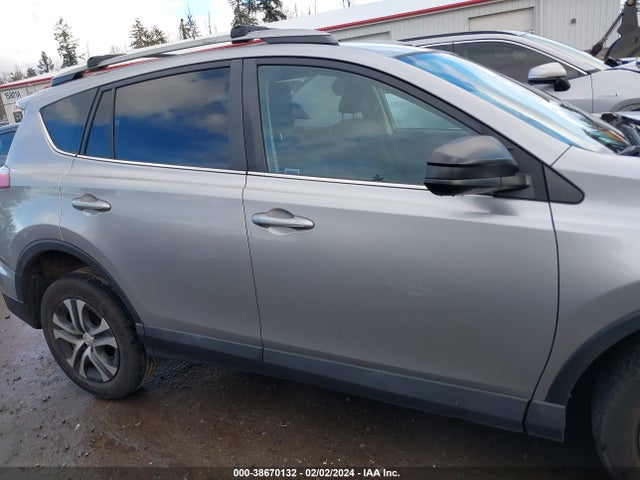 Toyota RAV4 LE 2017 2T3BFREV7HW594724 Image 13