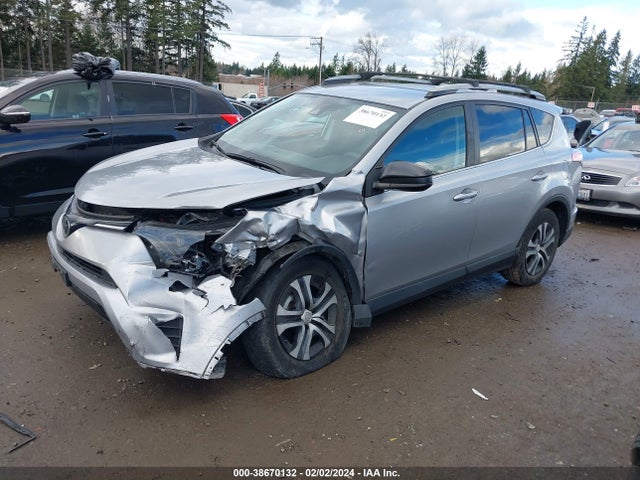 Toyota RAV4 LE 2017 2T3BFREV7HW594724 Image 2