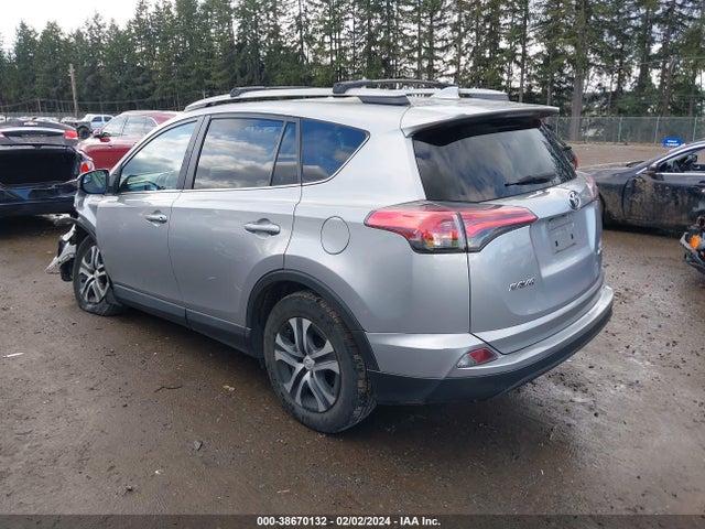 Toyota RAV4 LE 2017 2T3BFREV7HW594724 Image 3