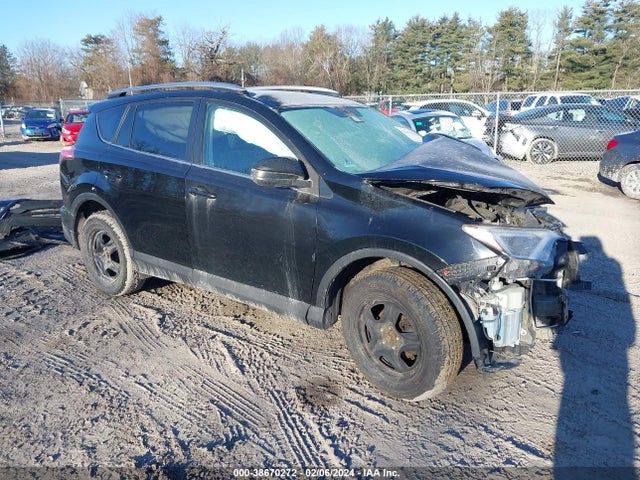 Toyota RAV4 LE 2017 2T3BFREV6HW684169 головне зображення