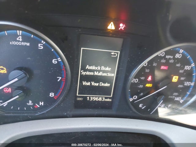 Toyota RAV4 LE 2017 2T3BFREV6HW684169 Image 15
