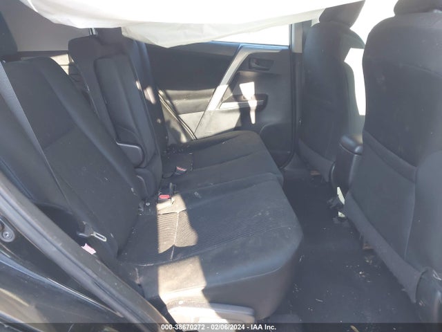 Toyota RAV4 LE 2017 2T3BFREV6HW684169 Image 8