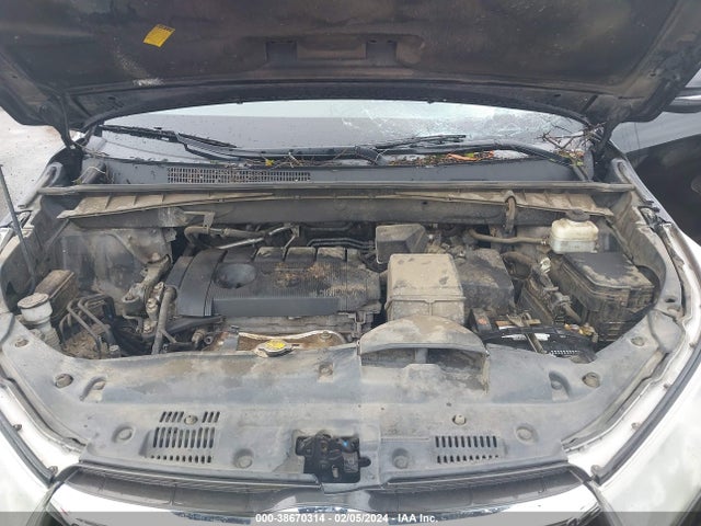 Toyota Highlander Le 2015 5TDZARFH7FS012447 Image 10