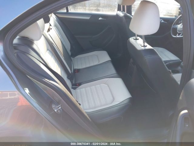 3VWD17AJ0GM411577 Volkswagen Jetta 1.8t Sport