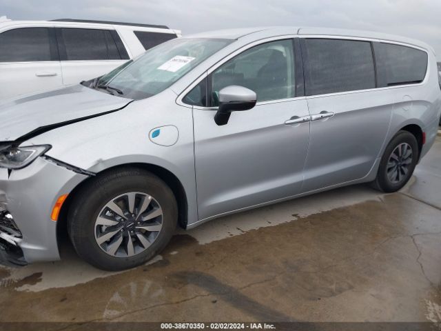 2C4RC1L71PR618067 Chrysler Pacifica Hybrid Touring L