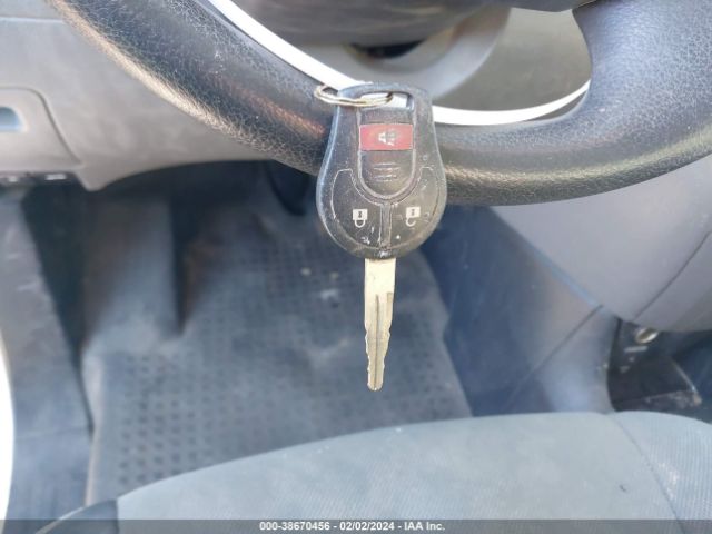 3N6CM0KN2JK690156 Nissan NV200 SV