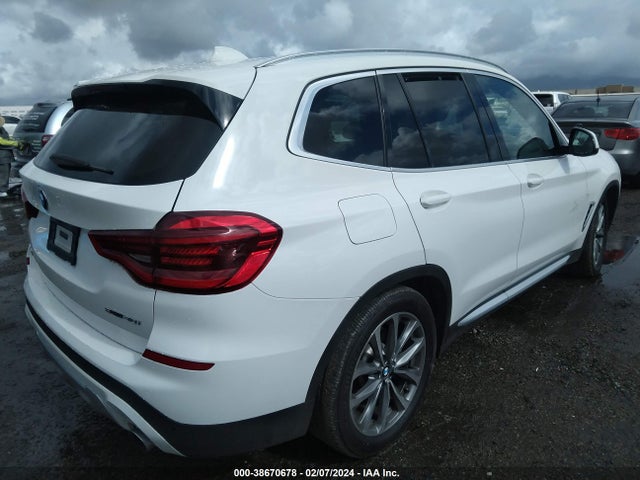 BMW X3 Sdrive30i 2019 5UXTR7C56KLF36649 Image 4