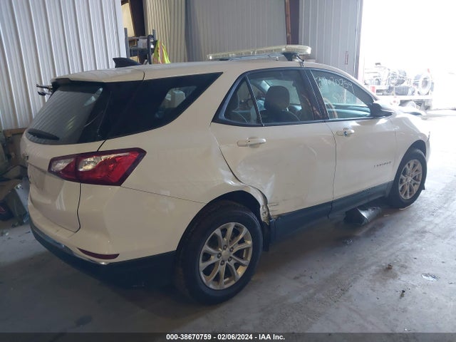 Chevrolet EQUINOX LS 2018 2GNAXHEV4J6228876 Image 4