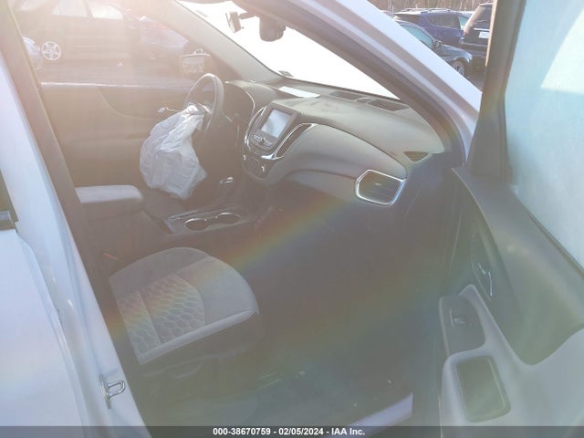 Chevrolet EQUINOX LS 2018 2GNAXHEV4J6228876 Image 5