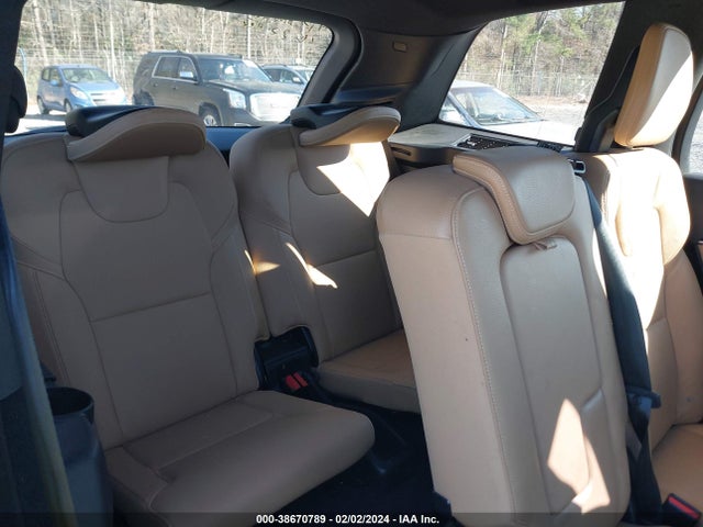 YV4A22PK1K1422435 Volvo Xc90 T6 Momentum