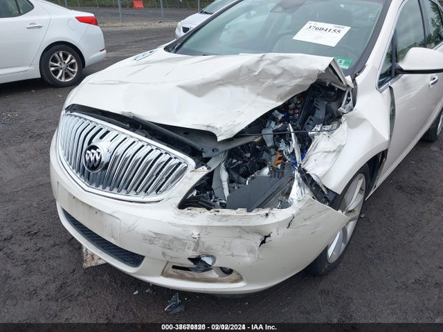 1G4PS5SKXG4163340 Buick Verano Leather Group