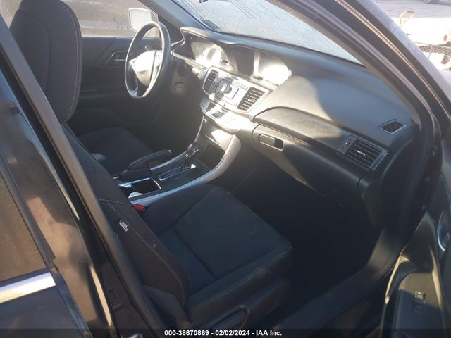 38670869 :رقم المزاد ، 1HGCR2F5XEA198557 vin ، 2014 Honda Accord Sport مزاد بيع