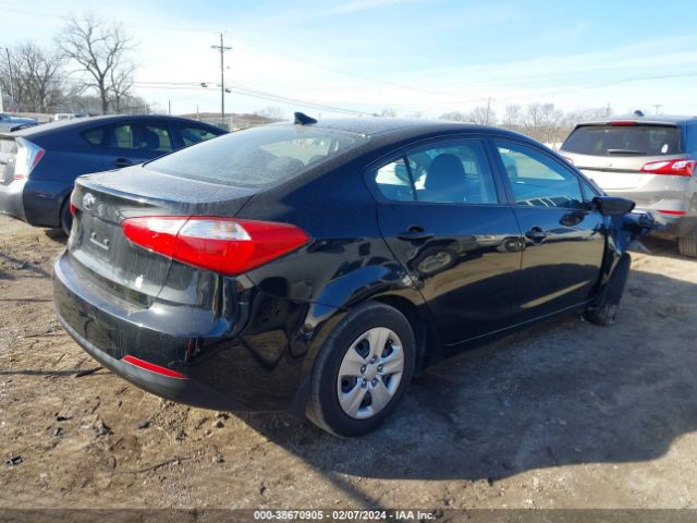 KNAFX4A67G5570569 KIA FORTE LX
