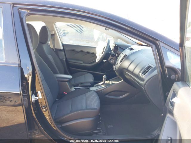 KNAFX4A67G5570569 KIA FORTE LX