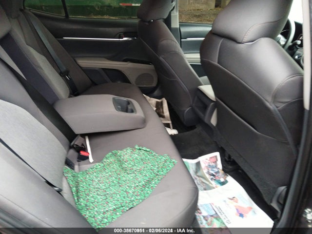 Toyota CAMRY LE 2019 4T1B11HK3KU679545 Image 8