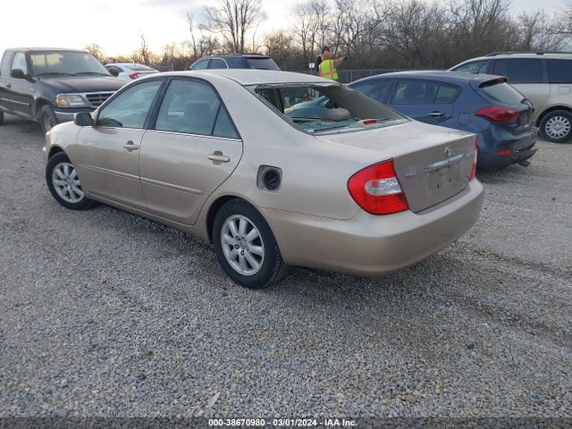 2003 TOYOTA CAMRY XLE VIN: 4T1BF30K63U550550
