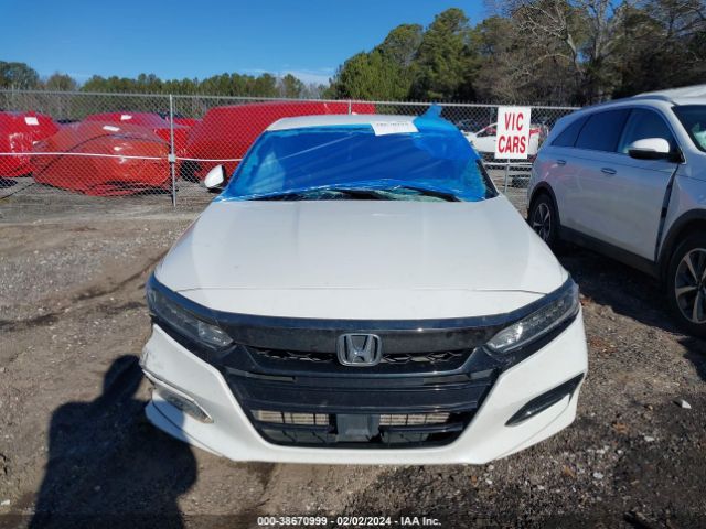 1HGCV1F35JA101165 Honda Accord Sport