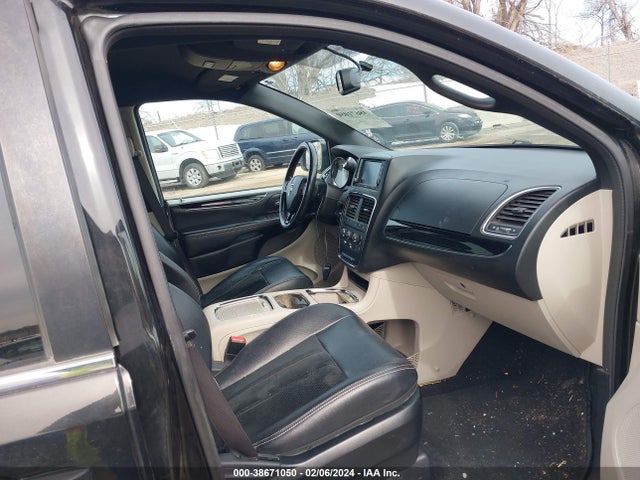 2C4RDGCG1HR719708 Dodge Grand Caravan Sxt