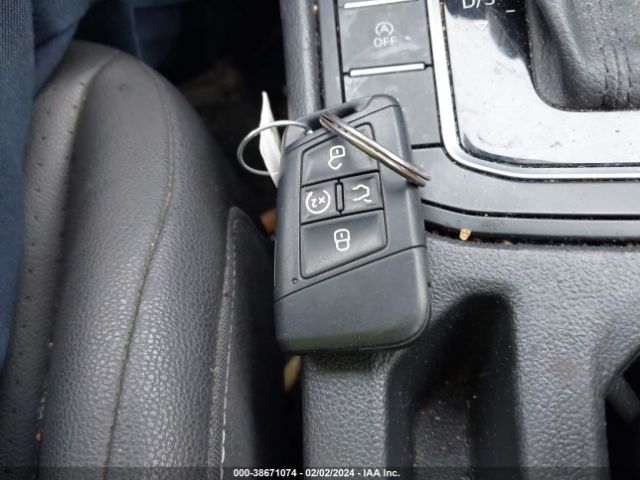 3VWE57BU7KM206235 Volkswagen Jetta 1.4t Sel