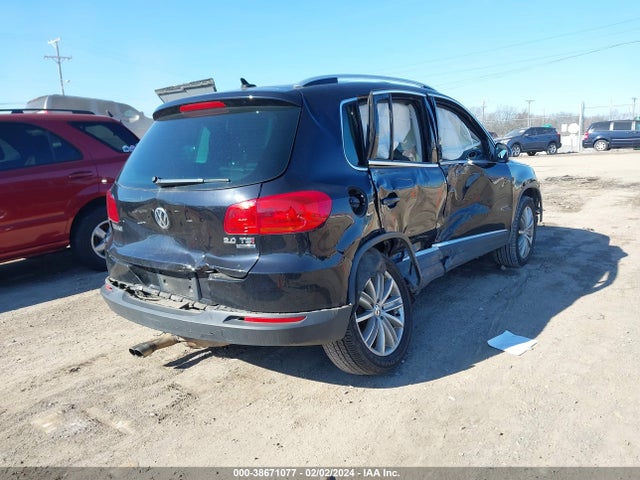 WVGBV7AX0FW507397 Volkswagen TIGUAN SE