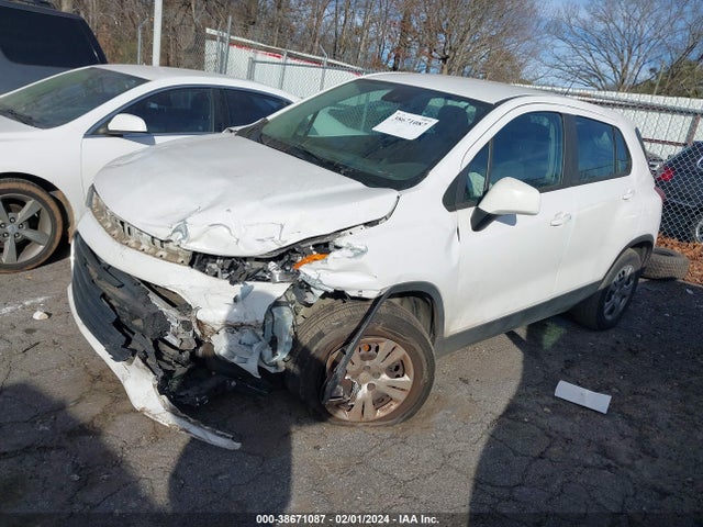 Chevrolet TRAX LS 2017 3GNCJKSBXHL159568 Image 2