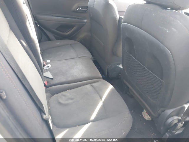 Chevrolet TRAX LS 2017 3GNCJKSBXHL159568 Image 8