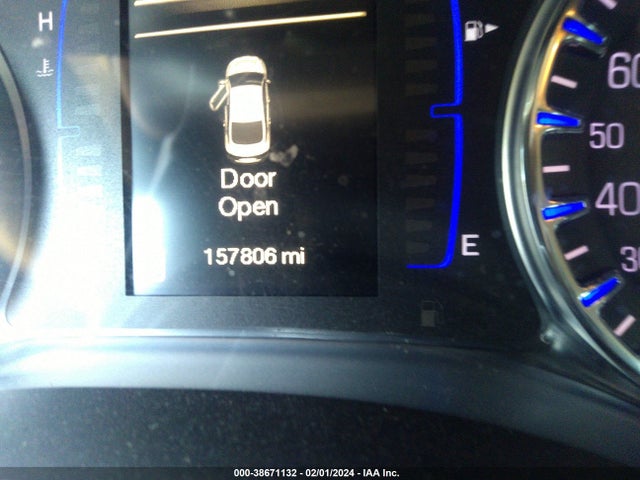 Chrysler 200 Limited 2015 1C3CCCAB2FN611914 Image 7