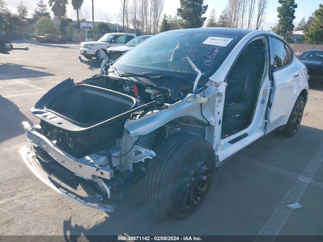 7SAYGDEEXPF639883 Tesla Model Y