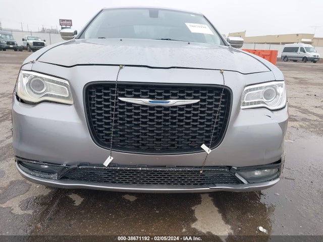 2C3CCAEG0GH190165 Chrysler 300C