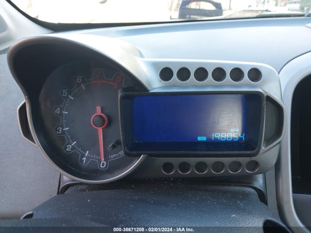 Chevrolet Sonic Ls Auto 2015 1G1JA5SH9F4113618 Image 7