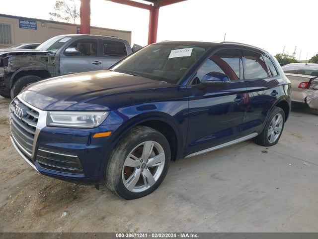 WA1ANAFY1J2001487 Audi Q5 2.0t Premium/2.0t Tech Premium