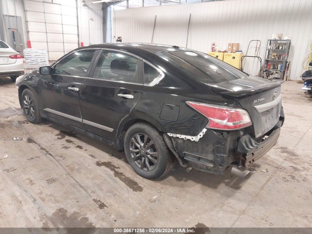 Nissan Altima 2.5 S 2015 1N4AL3AP8FN920842 Image 3