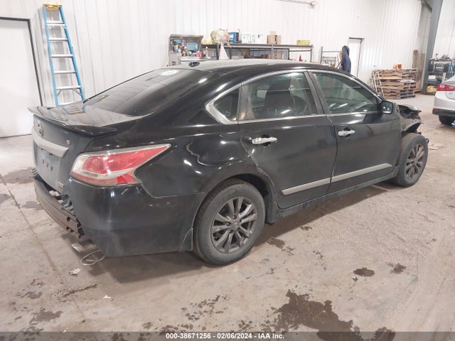 Nissan Altima 2.5 S 2015 1N4AL3AP8FN920842 Image 4