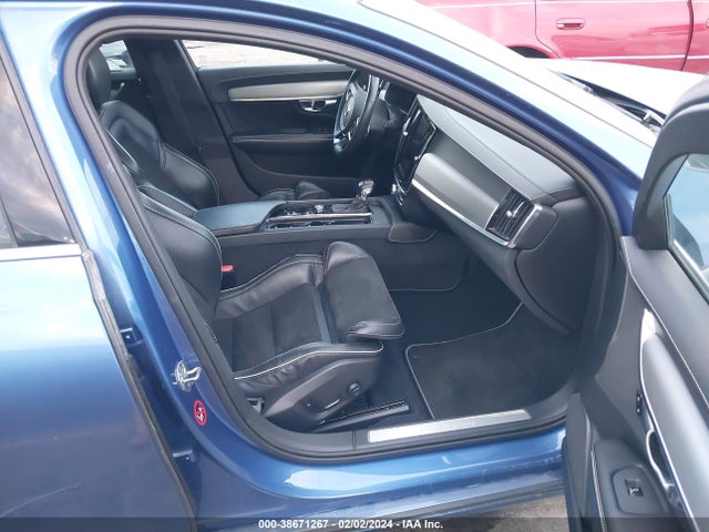 Volvo V90 T5 R-design 2018 YV1102GM9J1055741 Image 5