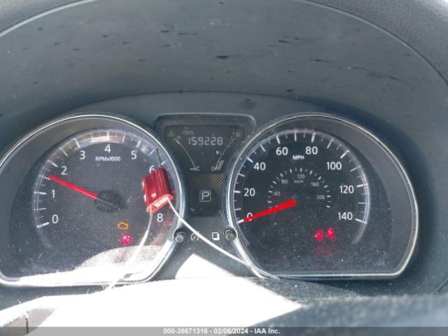 3N1CN7AP4HL851867 Nissan Versa 1.6 Sv