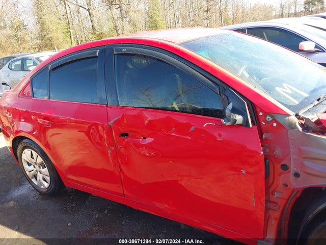 Chevrolet Cruze Ls Auto 2015 1G1PA5SG8F7263073 Image 13