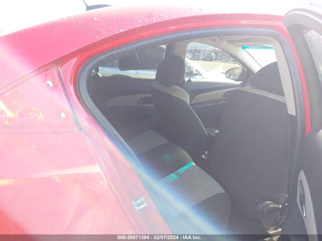Chevrolet Cruze Ls Auto 2015 1G1PA5SG8F7263073 Image 8