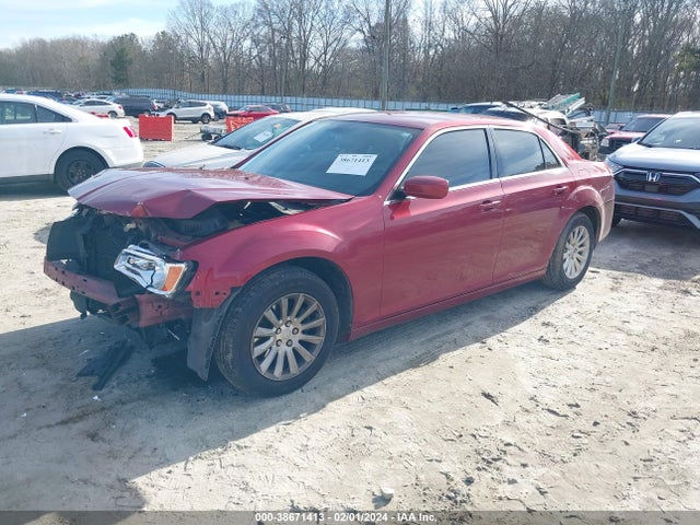 Chrysler 300 2014 2C3CCAAG5EH138971 Image 2