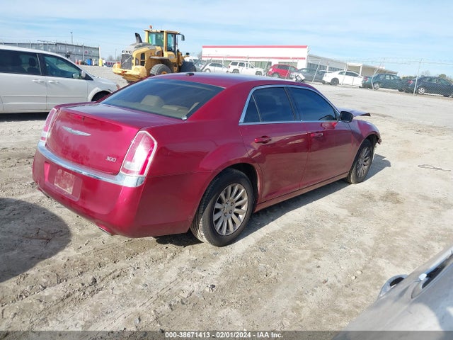 Chrysler 300 2014 2C3CCAAG5EH138971 Image 4