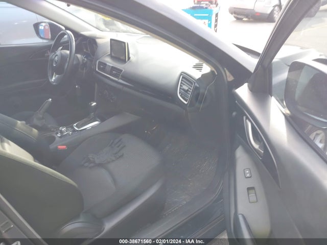 JM1BM1V76F1269812 Mazda Mazda3 I Touring